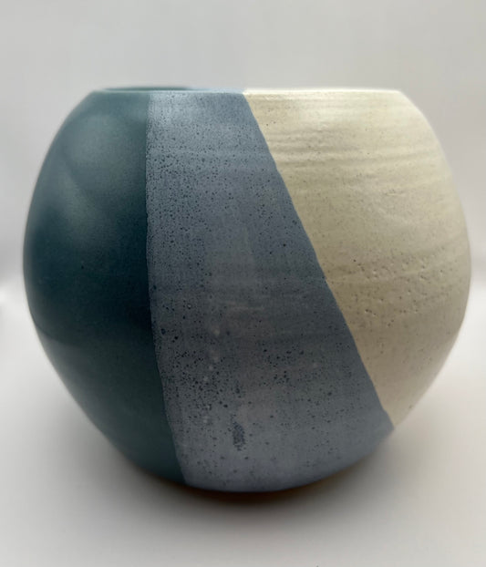 Round Vase